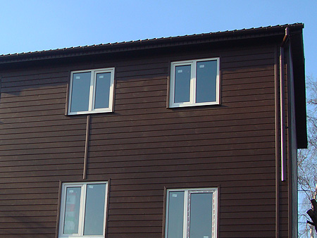 Отделка фасада имитацией бруса