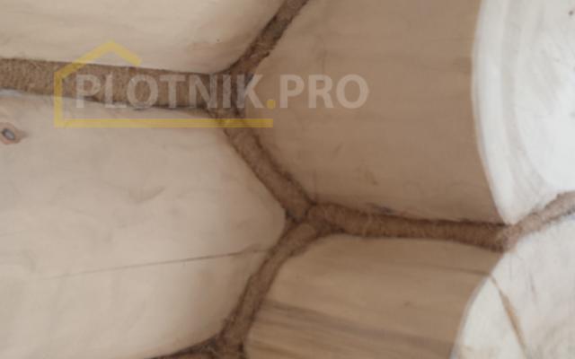 Конопатка рубленного бревна